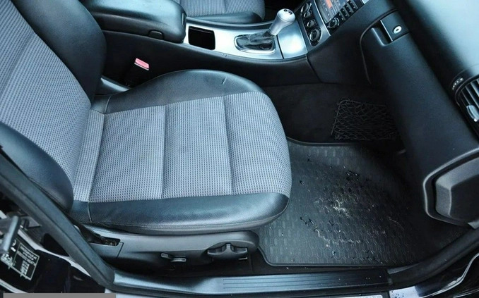 Mercedes-Benz Klasa C cena 23900 przebieg: 218000, rok produkcji 2005 z Mieroszów małe 631